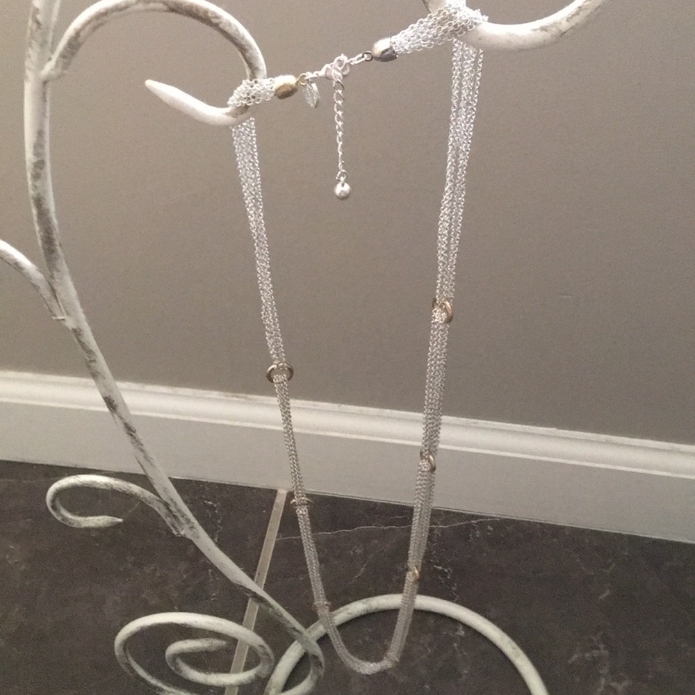 Women’s long chain necklace